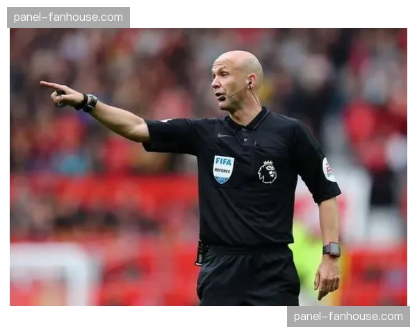 英超公布第35轮裁判名单，泰勒将执法北伦敦德比